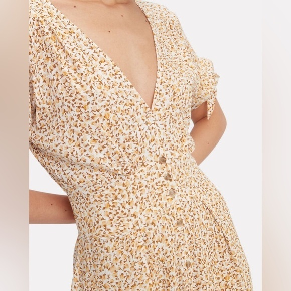 NWT FAITHFULL THE BRAND Billie Floral Dress- Dahlia Floral Print/ Size 4 (Small) - Picture 3 of 15